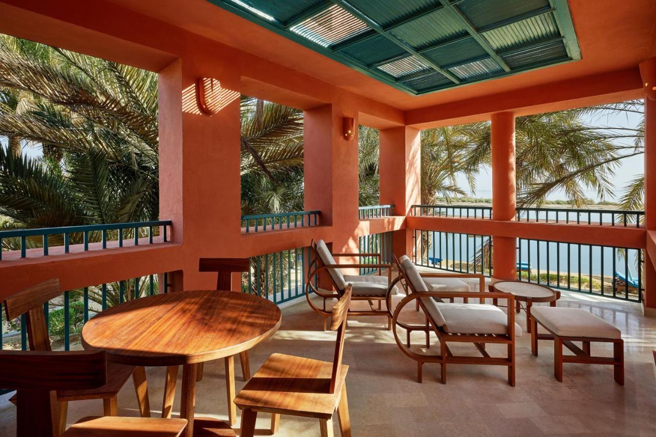 Executive Suite 1 Bedroom Executive Suite 1 King Balcony