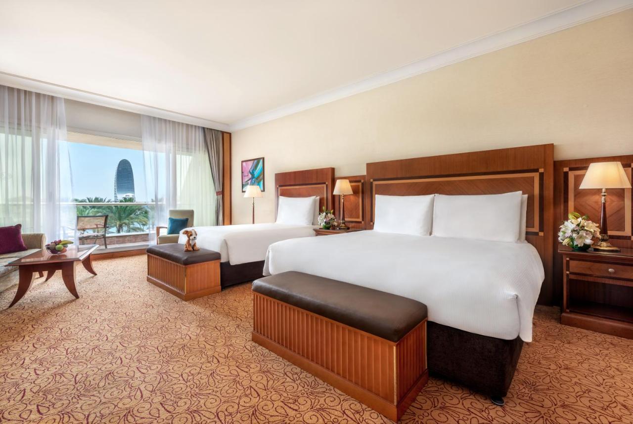 Family Gulf View Room Twin– daily shuttle bus to Yas attractions Yas Mall Grand Mosque