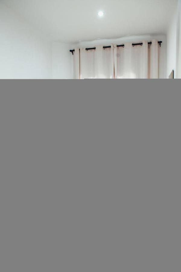 Camera Singola con Bagno in Comune