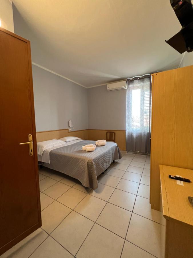 Classic Triple Room,1506390229:JPEG