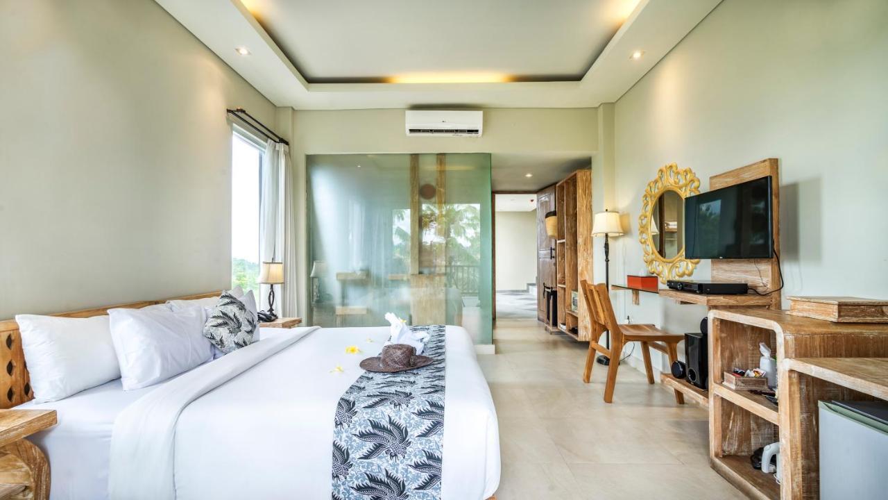 Balinese Massage at Deluxe Room Garden View