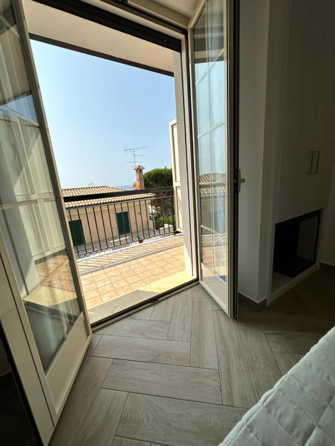 Camera Matrimoniale con Balcone
