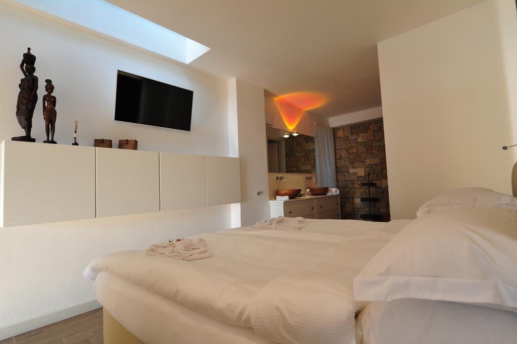 Suite con Vista Lago 13