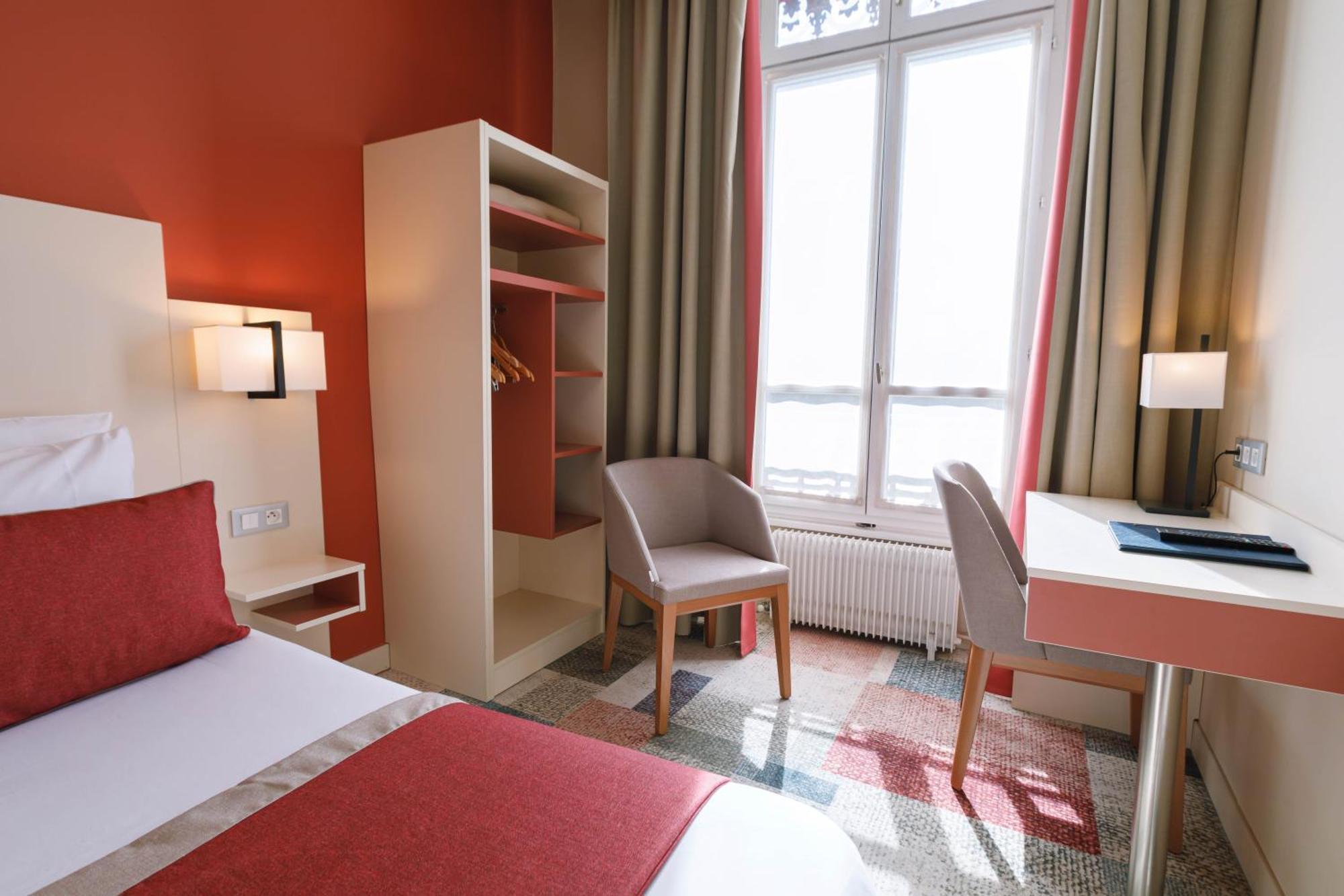 Air-conditioned Classic Double Room