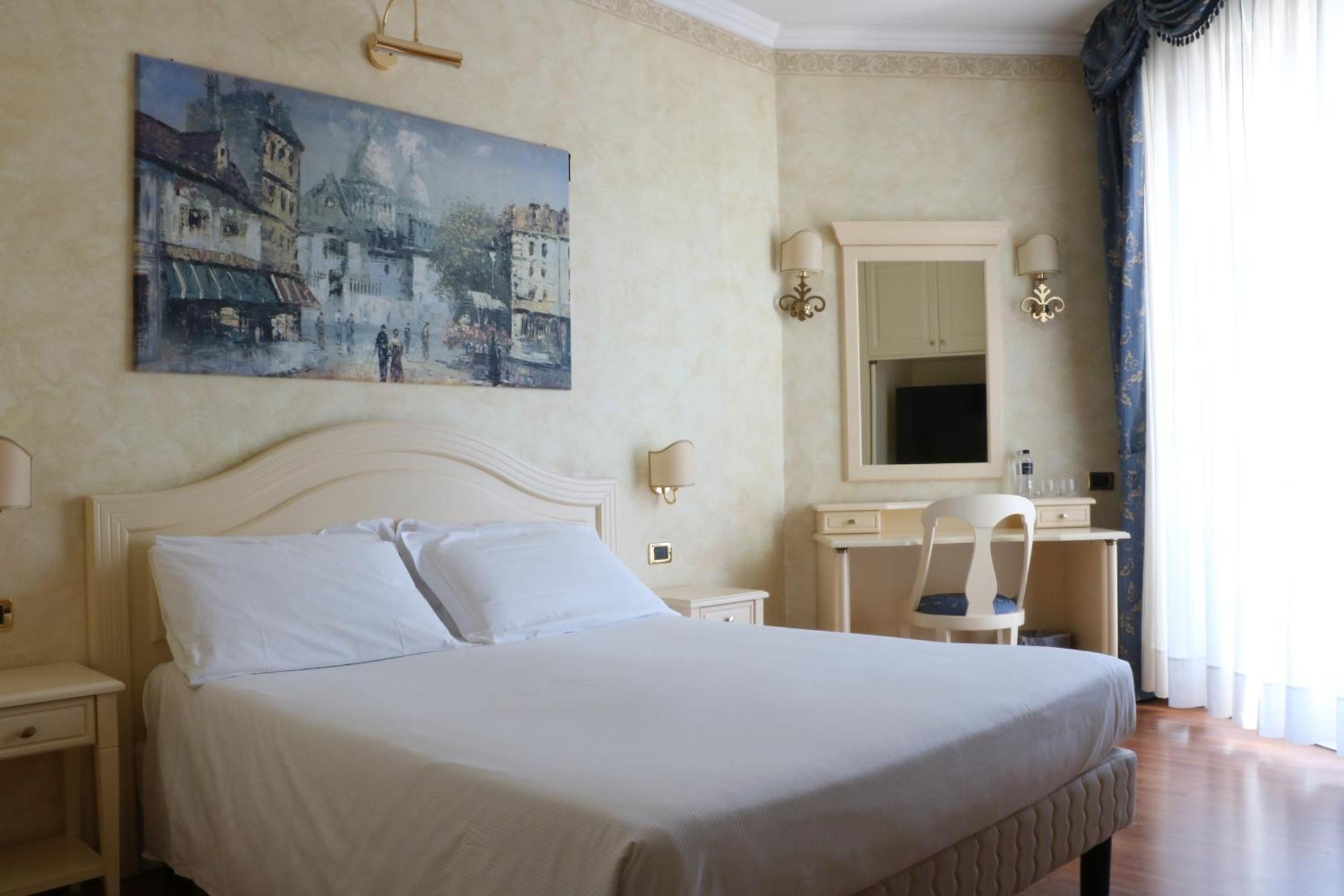 Double or Twin Room,1433233591:JPEG