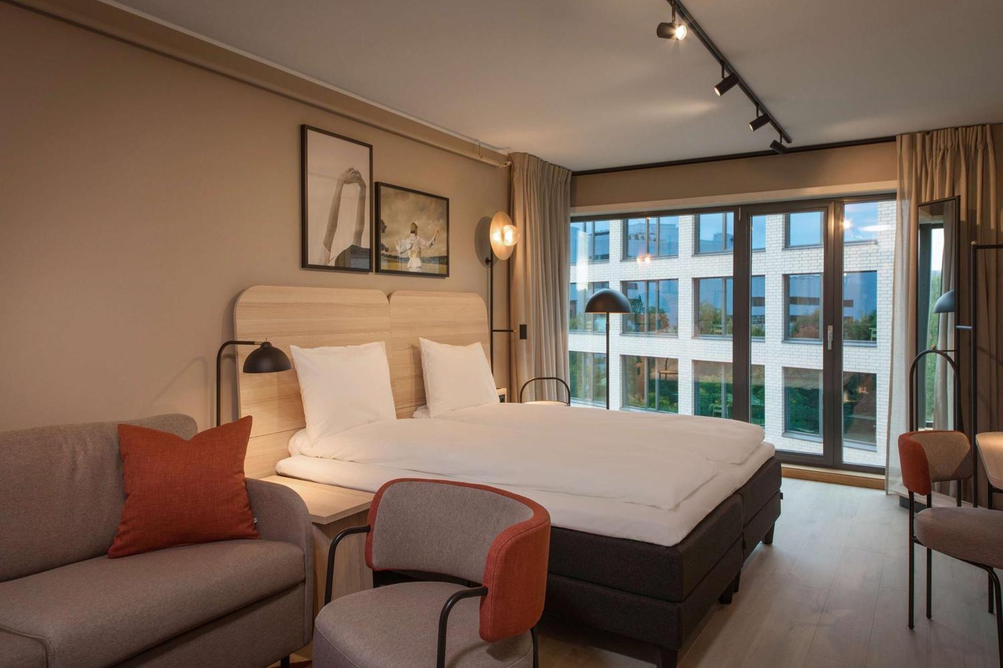 Superior King Room