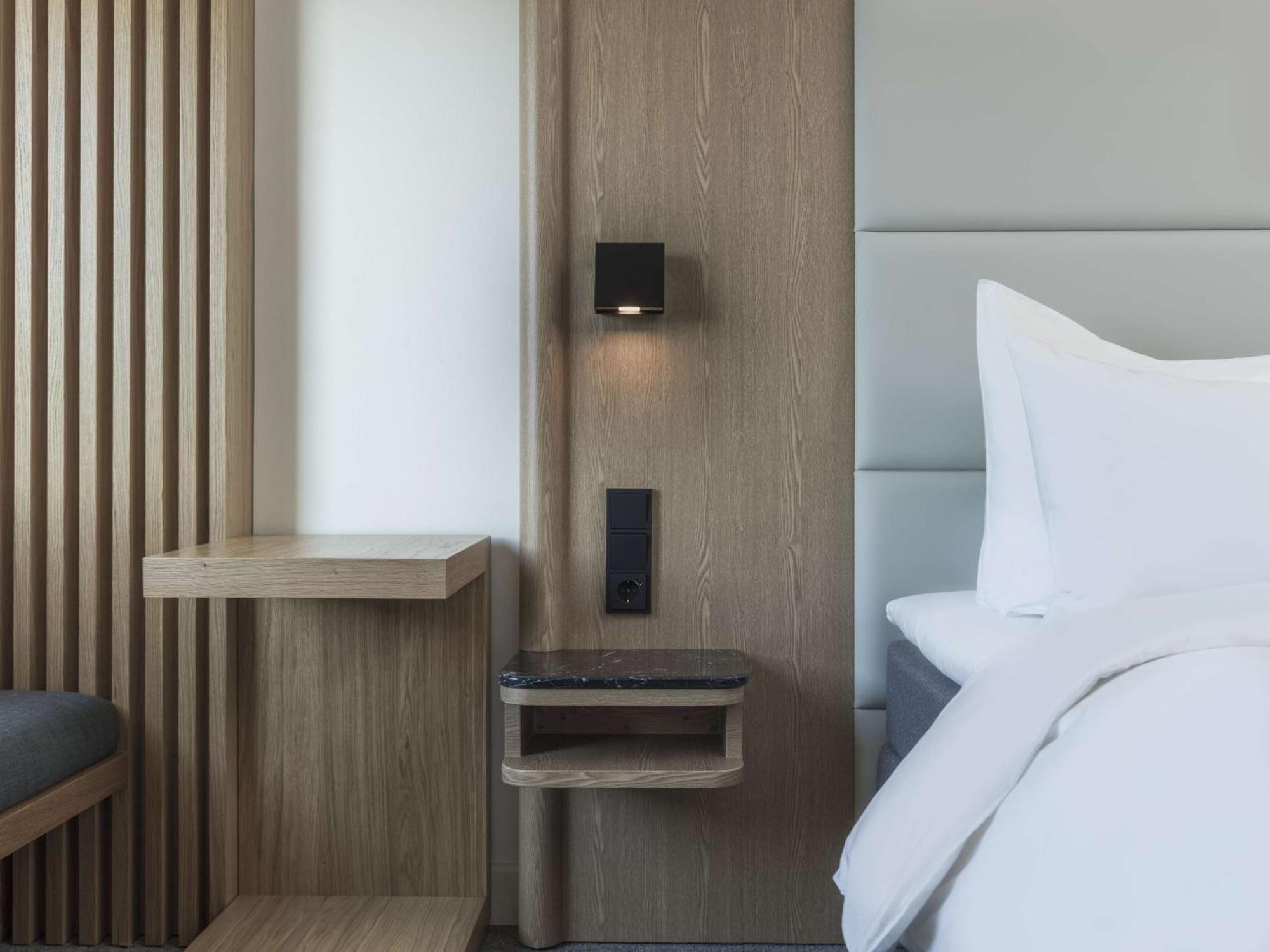 Net Zero Standard Room