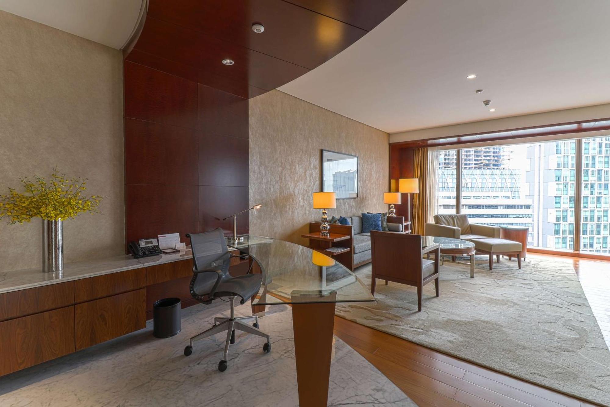 Grand Suite Tower View