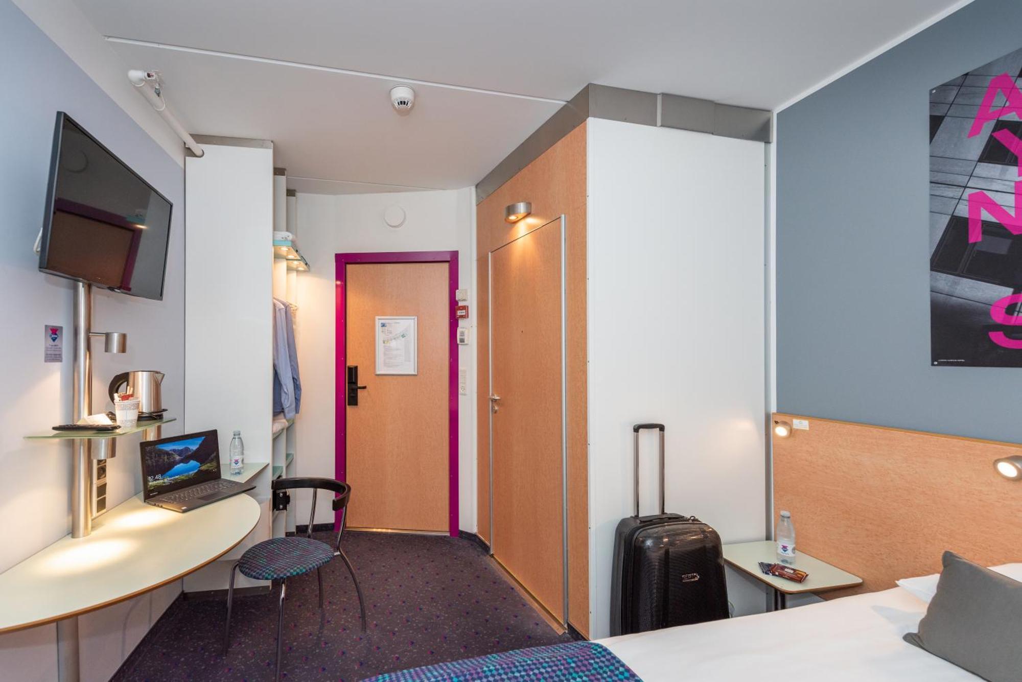 Captain Room Double Bed