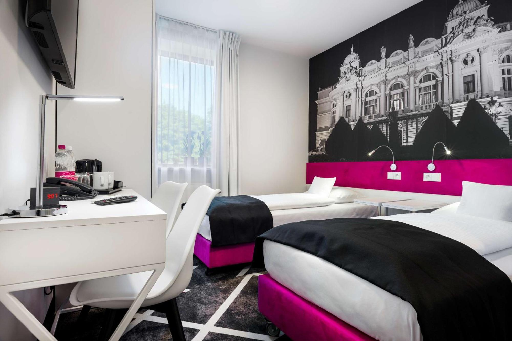 Premium Twin Room