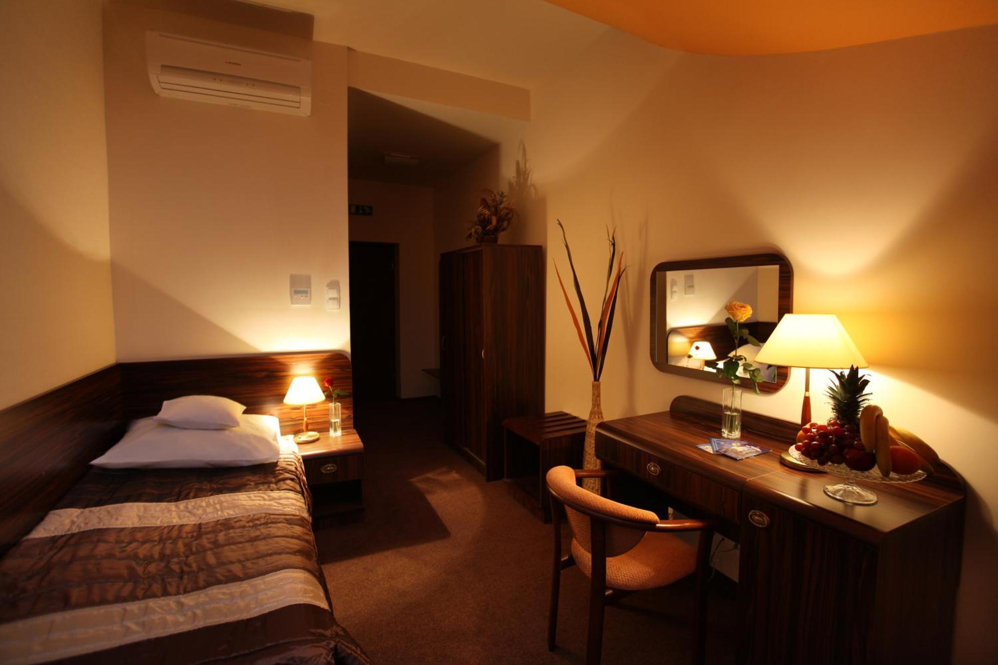Single Room