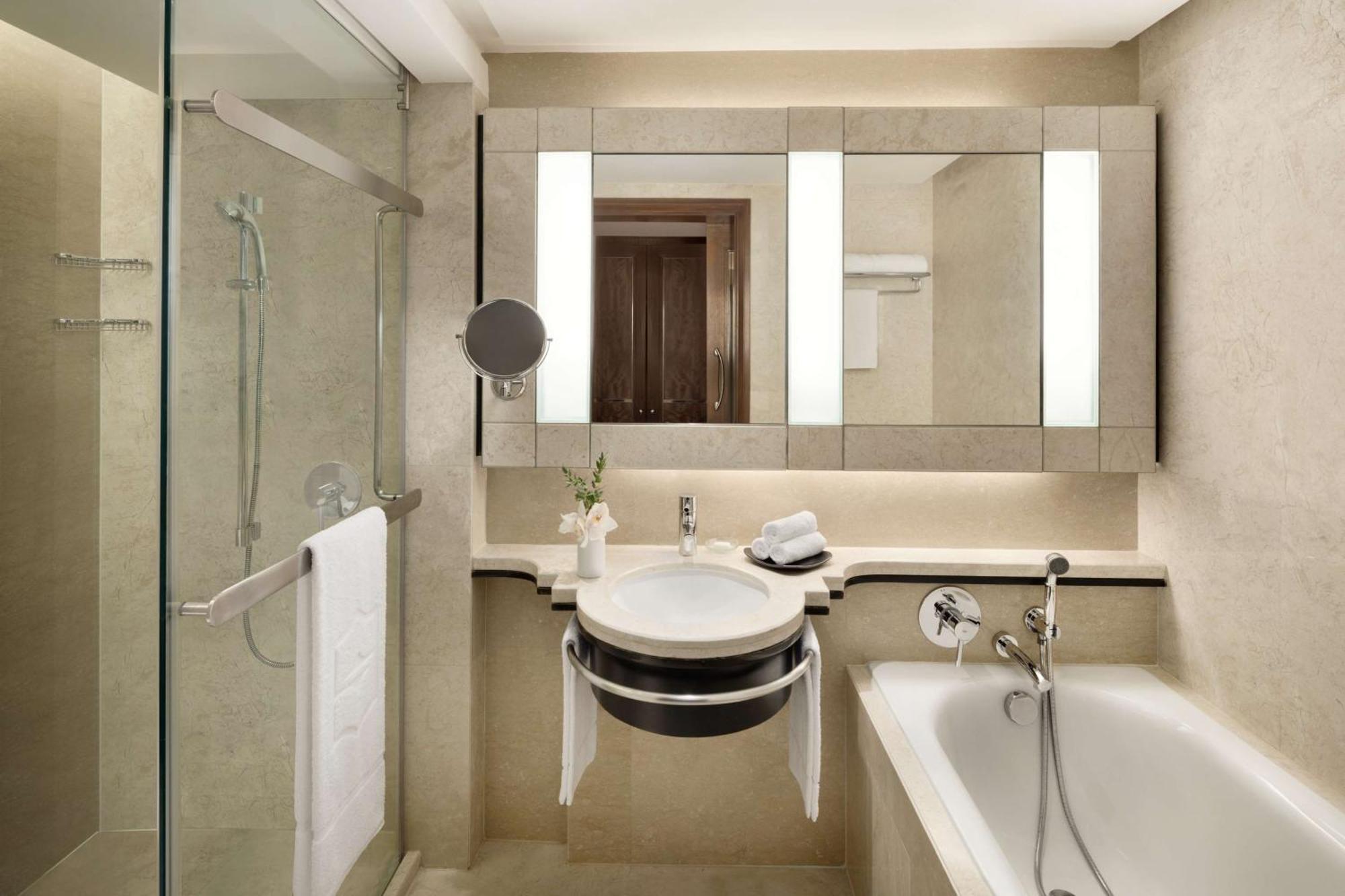 Premier Room