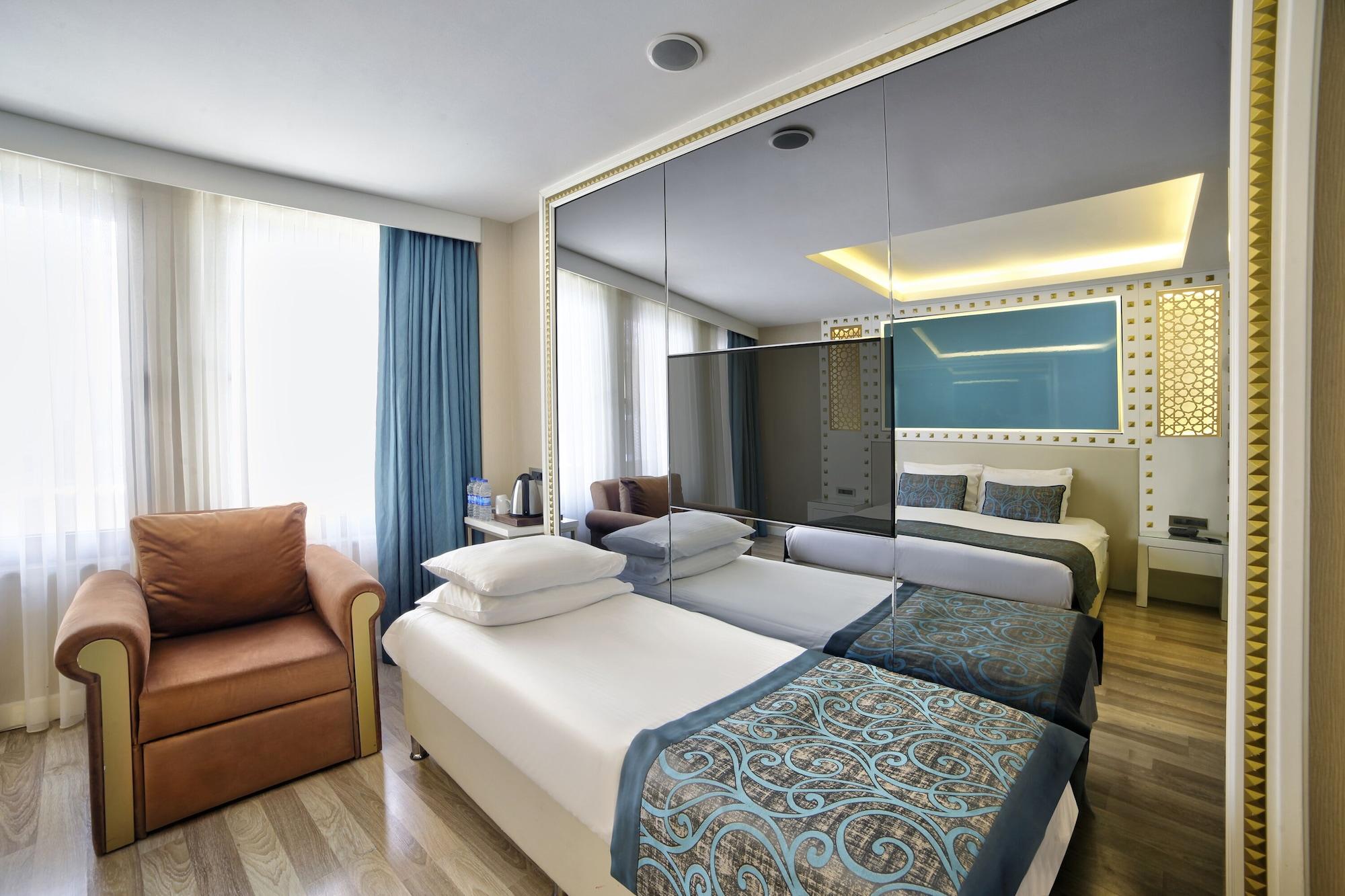 Suite Familiare Luxury con 3 Camere da Letto - Accesso Gratuito al Centro Benessere