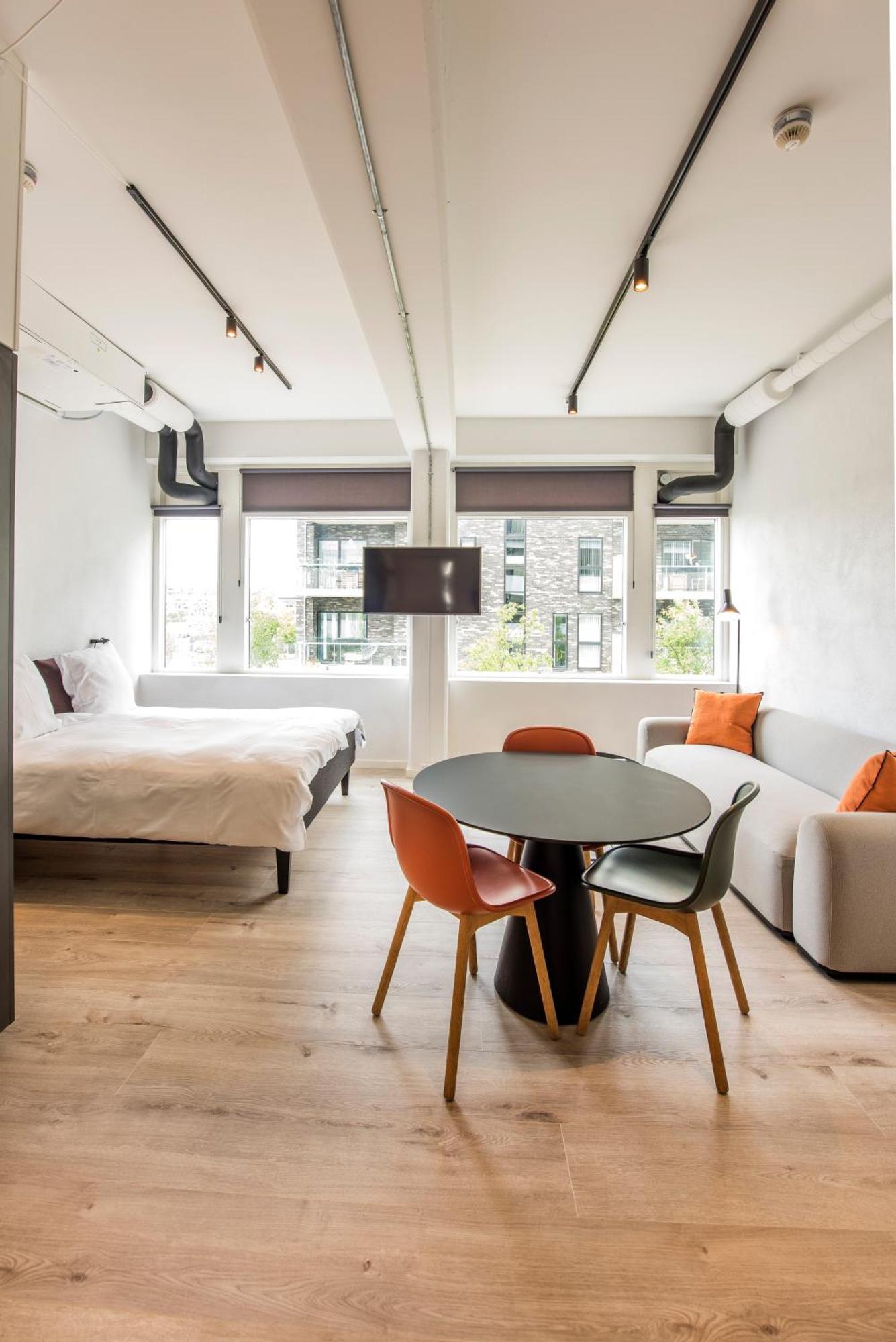 Studio Apartment