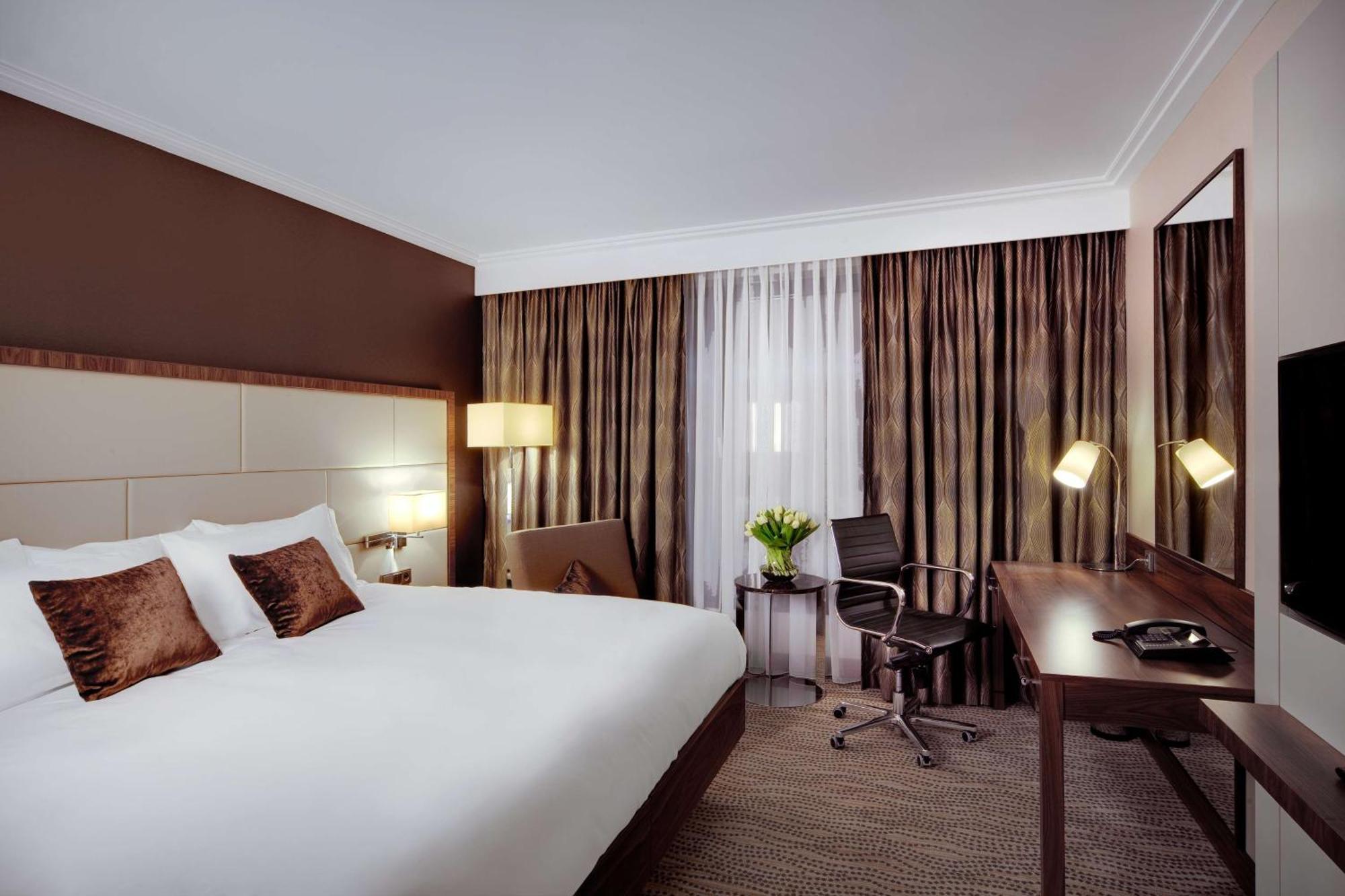 King Guest Room