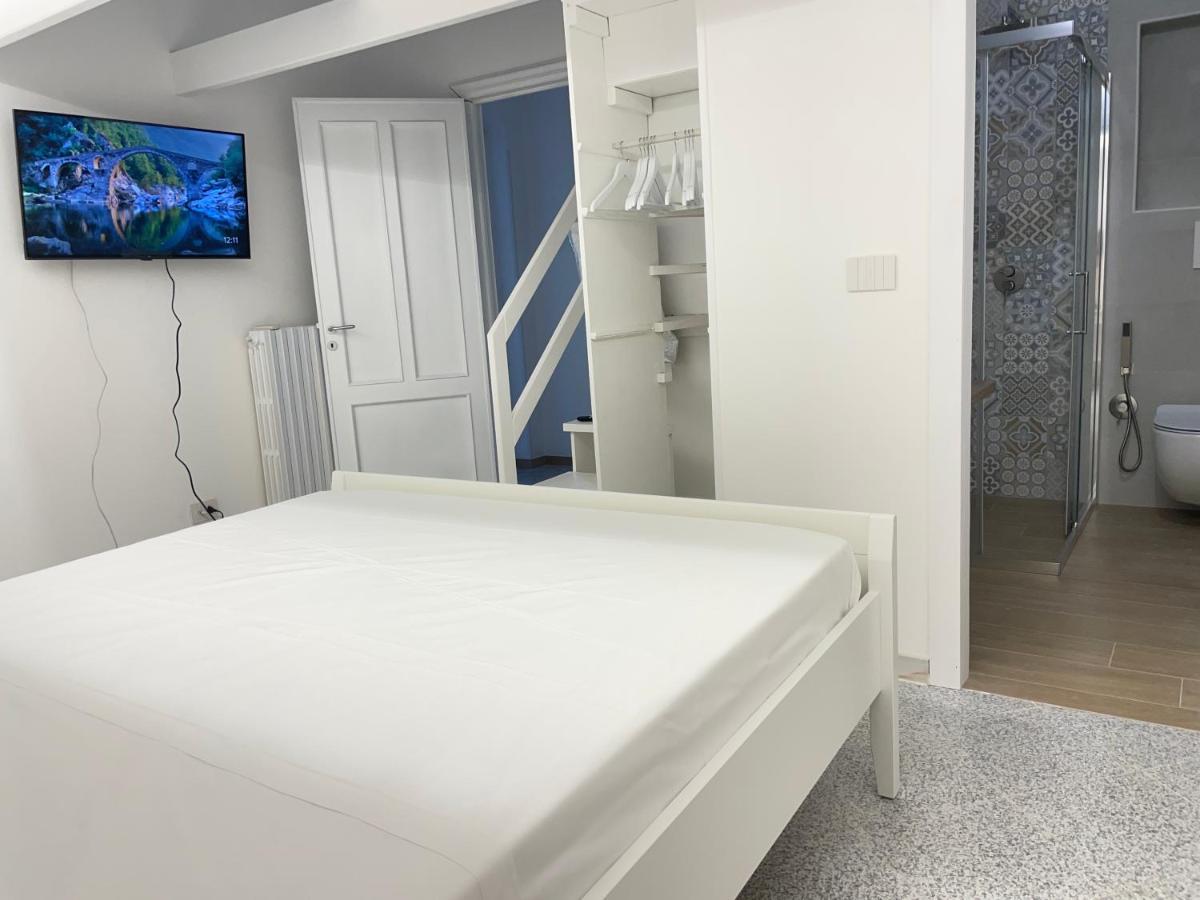 Camera Familiare con Bagno Privato