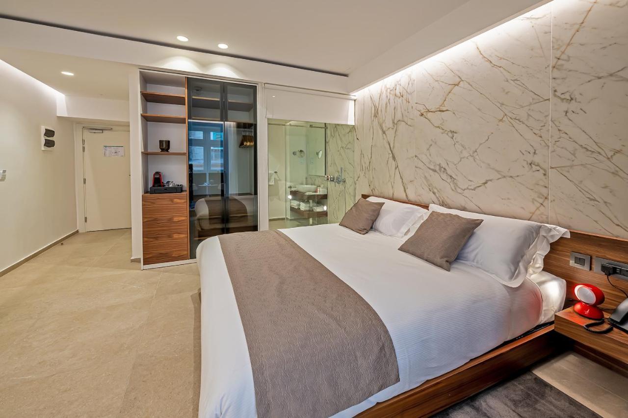 Deluxe Room Maltese Balcony Street View