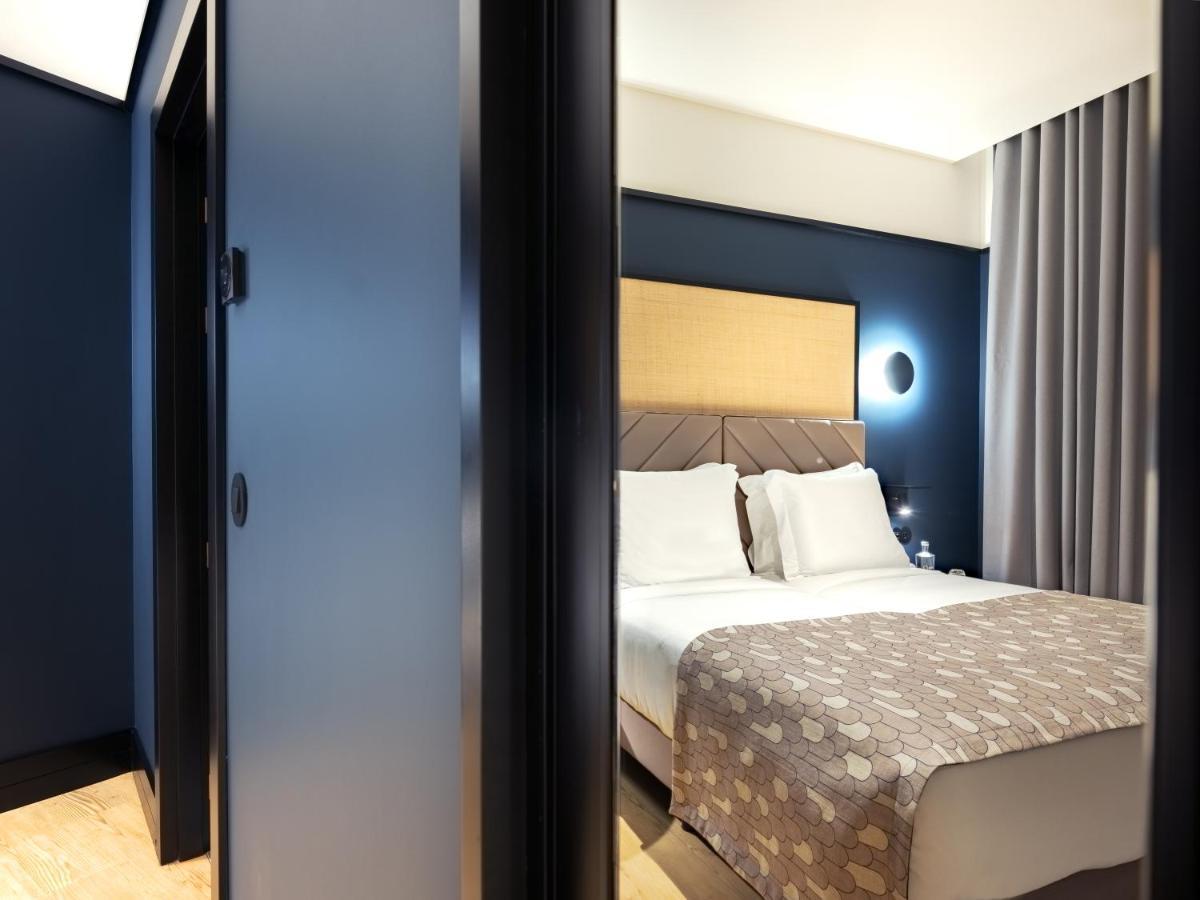 Double Room Aliados View