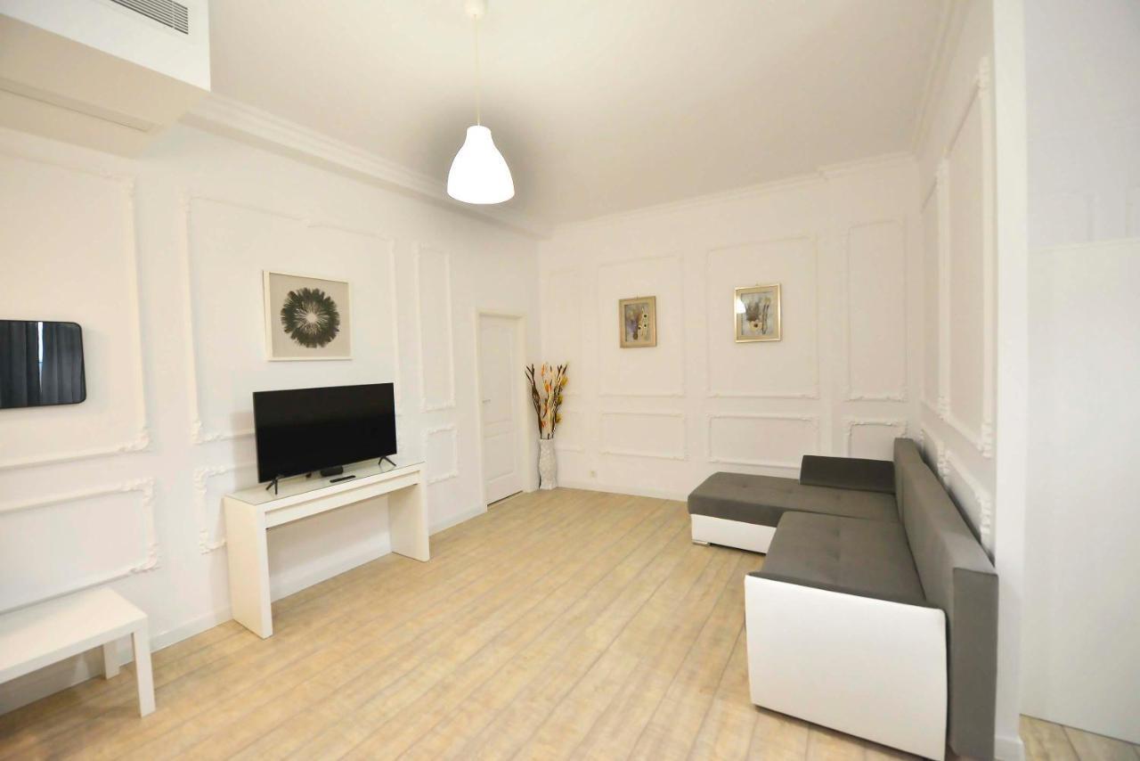 Triple Room City View