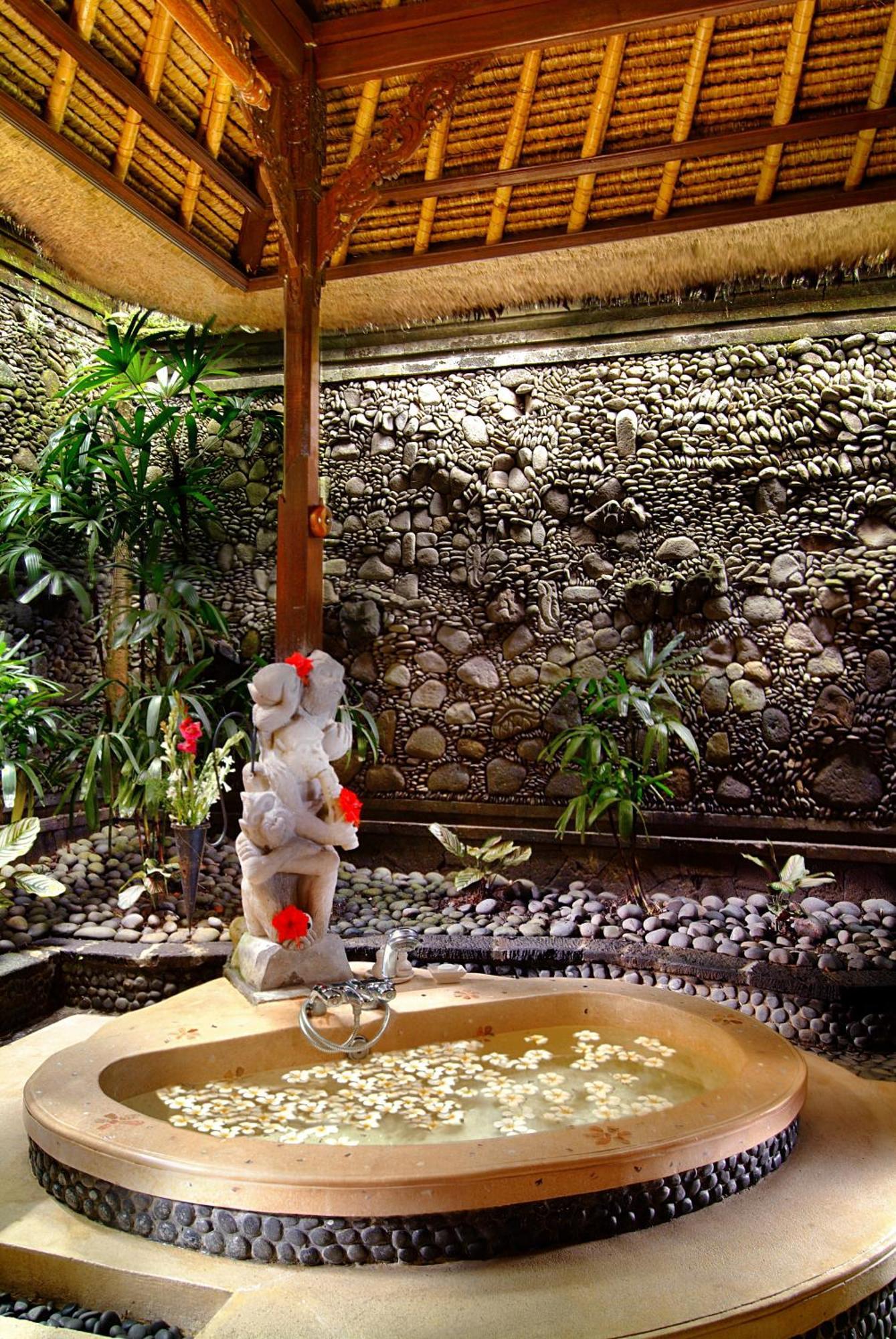 Honeymoon Garden Pool Villa