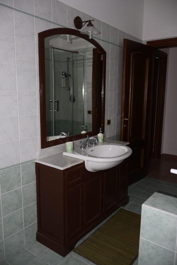 Camera Singola Standard con Bagno in Comune
