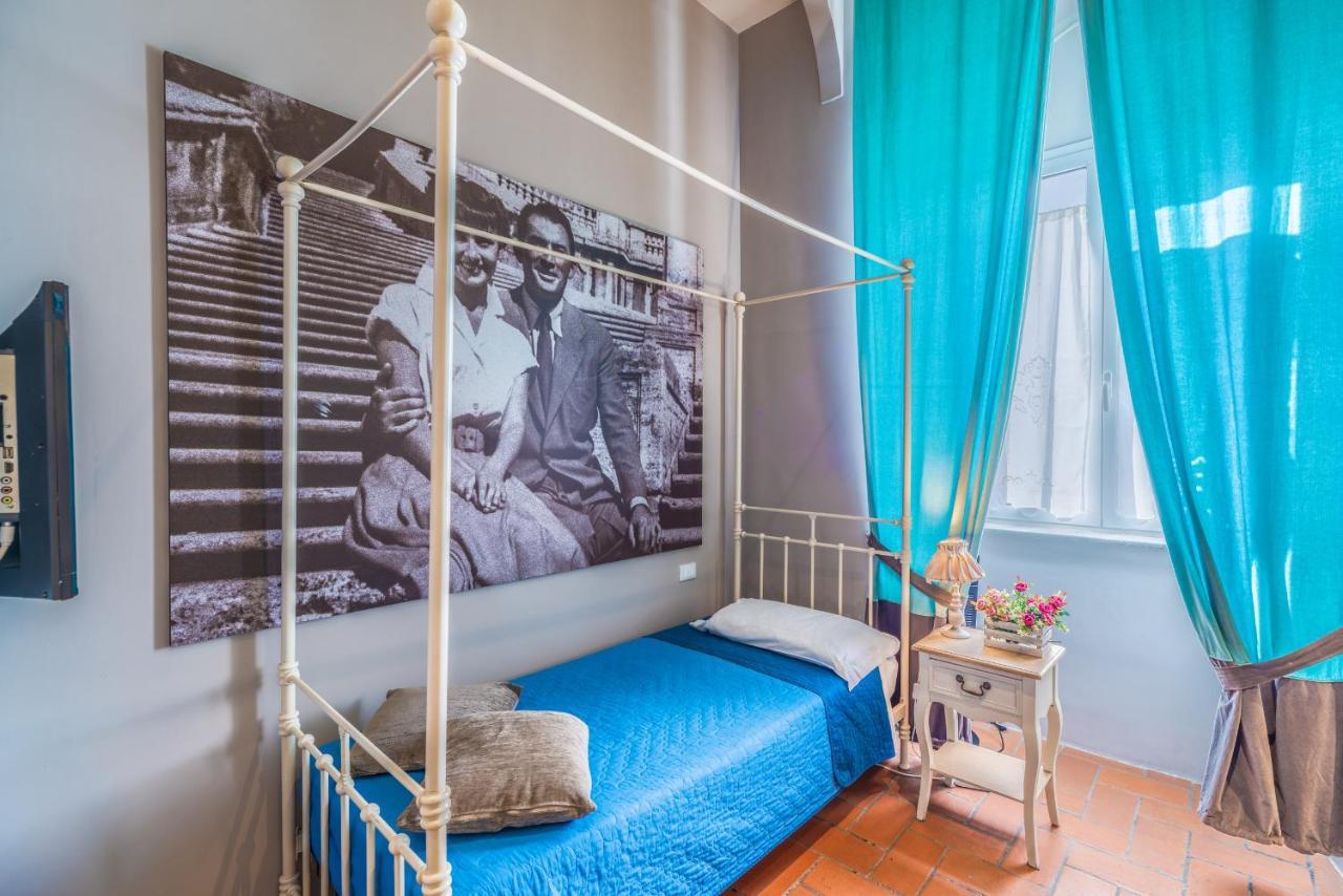 Single Room with Private Bathroom,1487552638:JPEG
