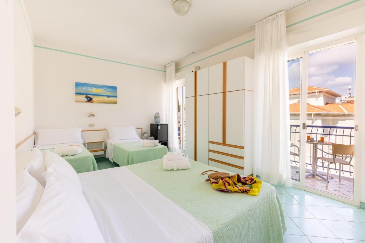 Premium Quadruple Room