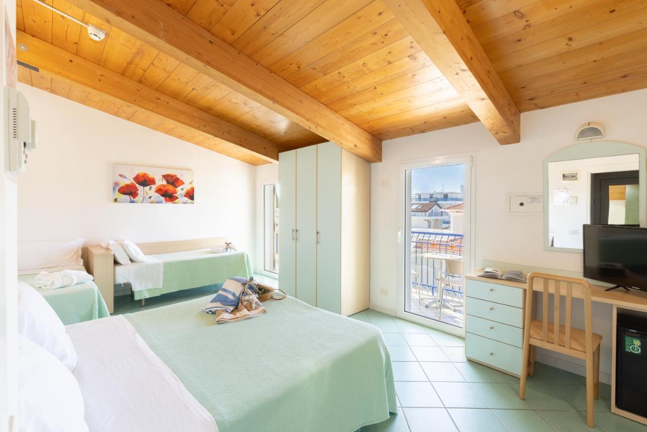 Premium Quadruple Room