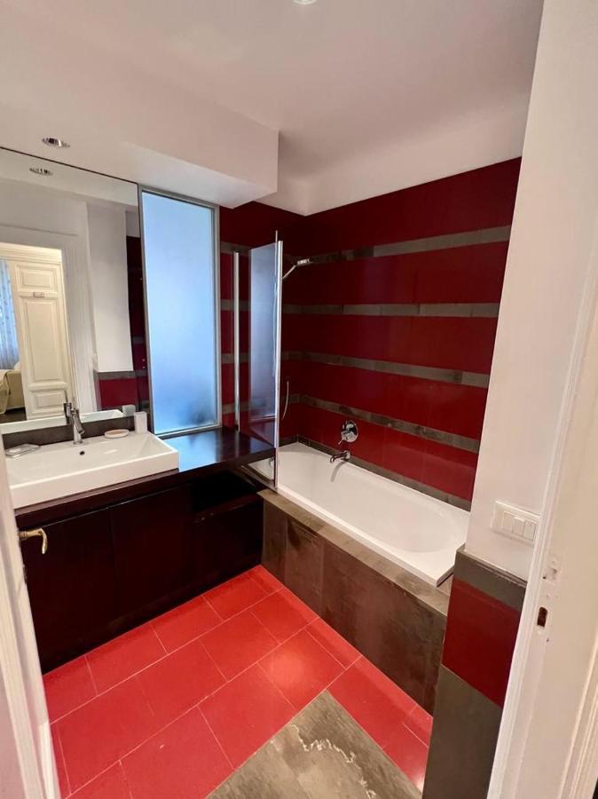 Triple Room Private External Bathroom