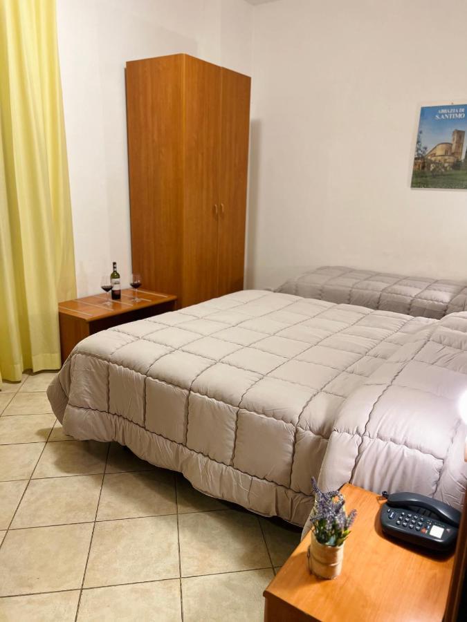 Camera Doppia con Letti Singoli