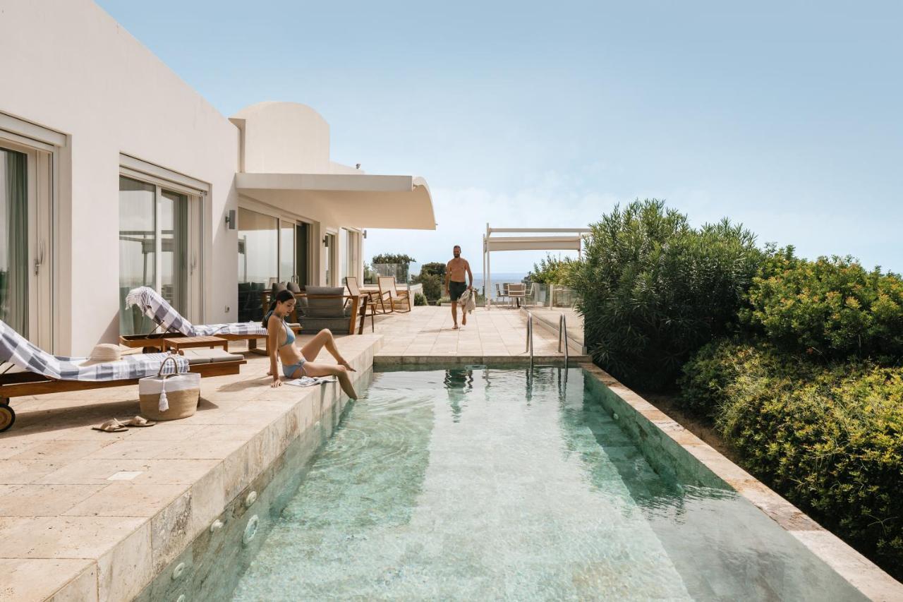 Villa lato mare con piscina privata