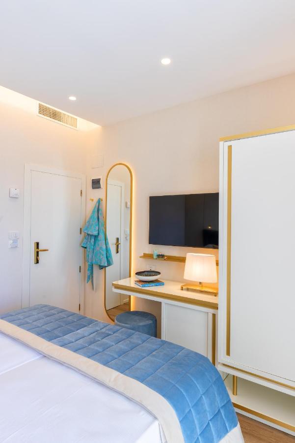 Prestige Room Side Sea View