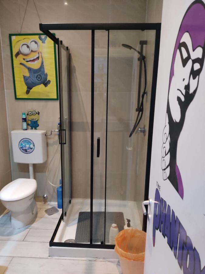 Double or Twin Room with Private External Bathroom,1521406363:JPEG