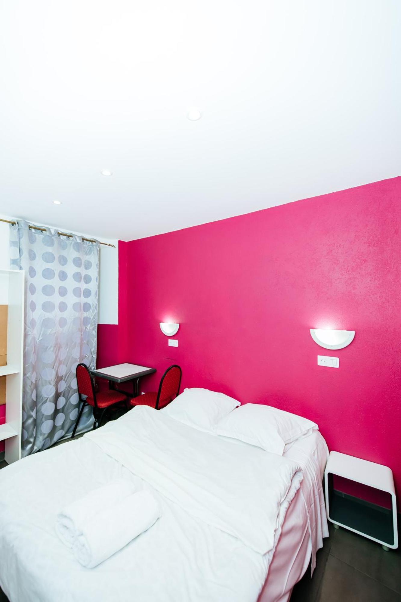 Camera Singola con Bagno in Comune