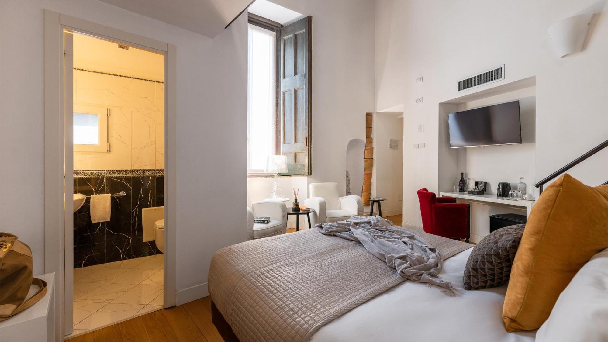 Camera Tripla Luxury
