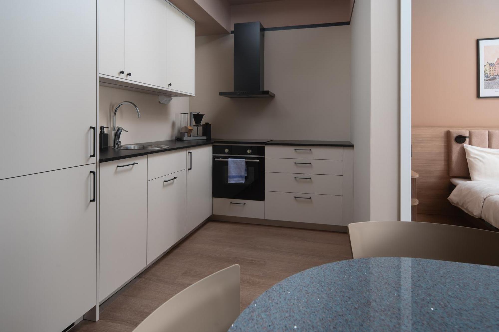 One-Bedroom Apartment