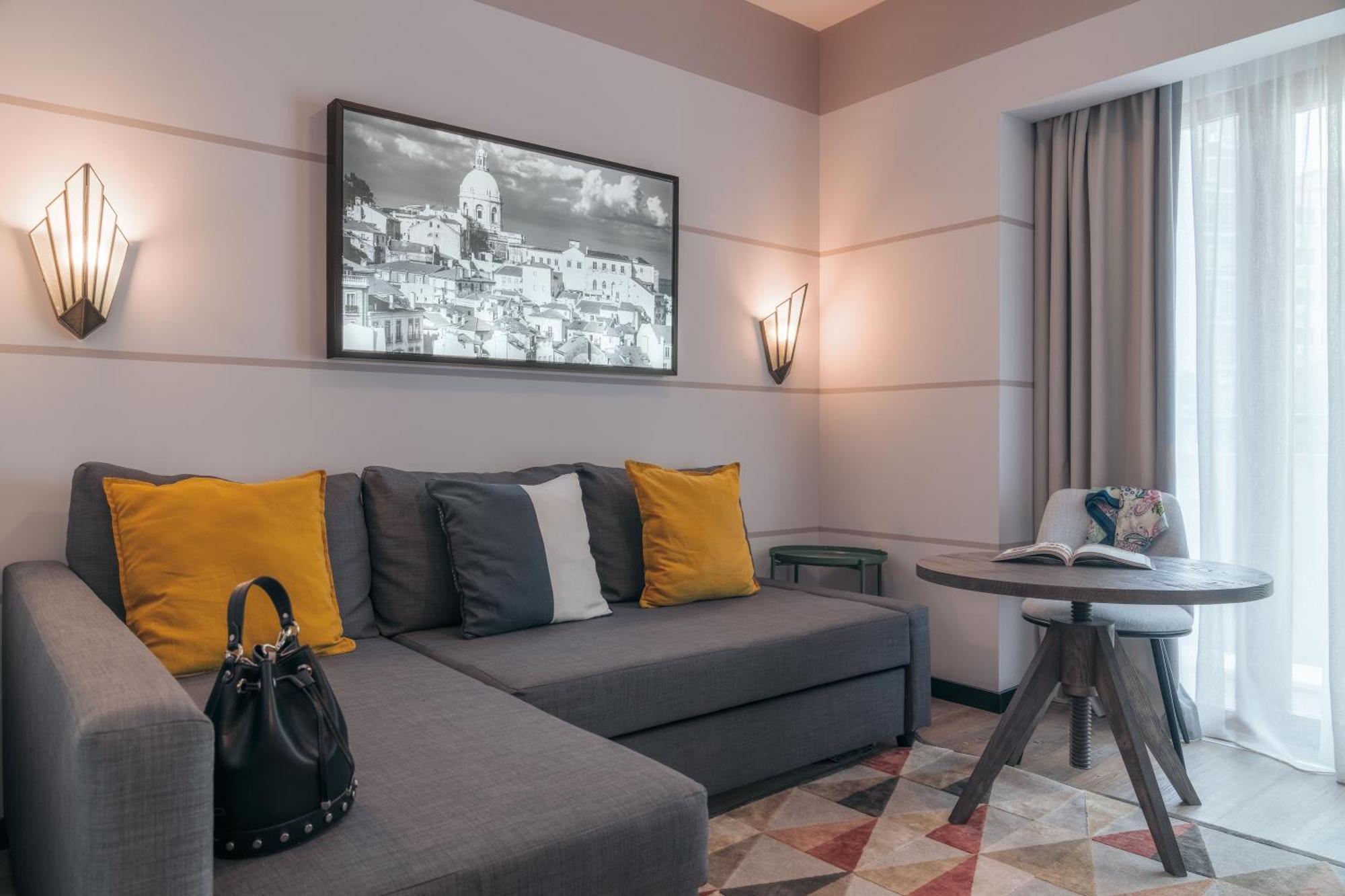 Junior Quadruple Suite