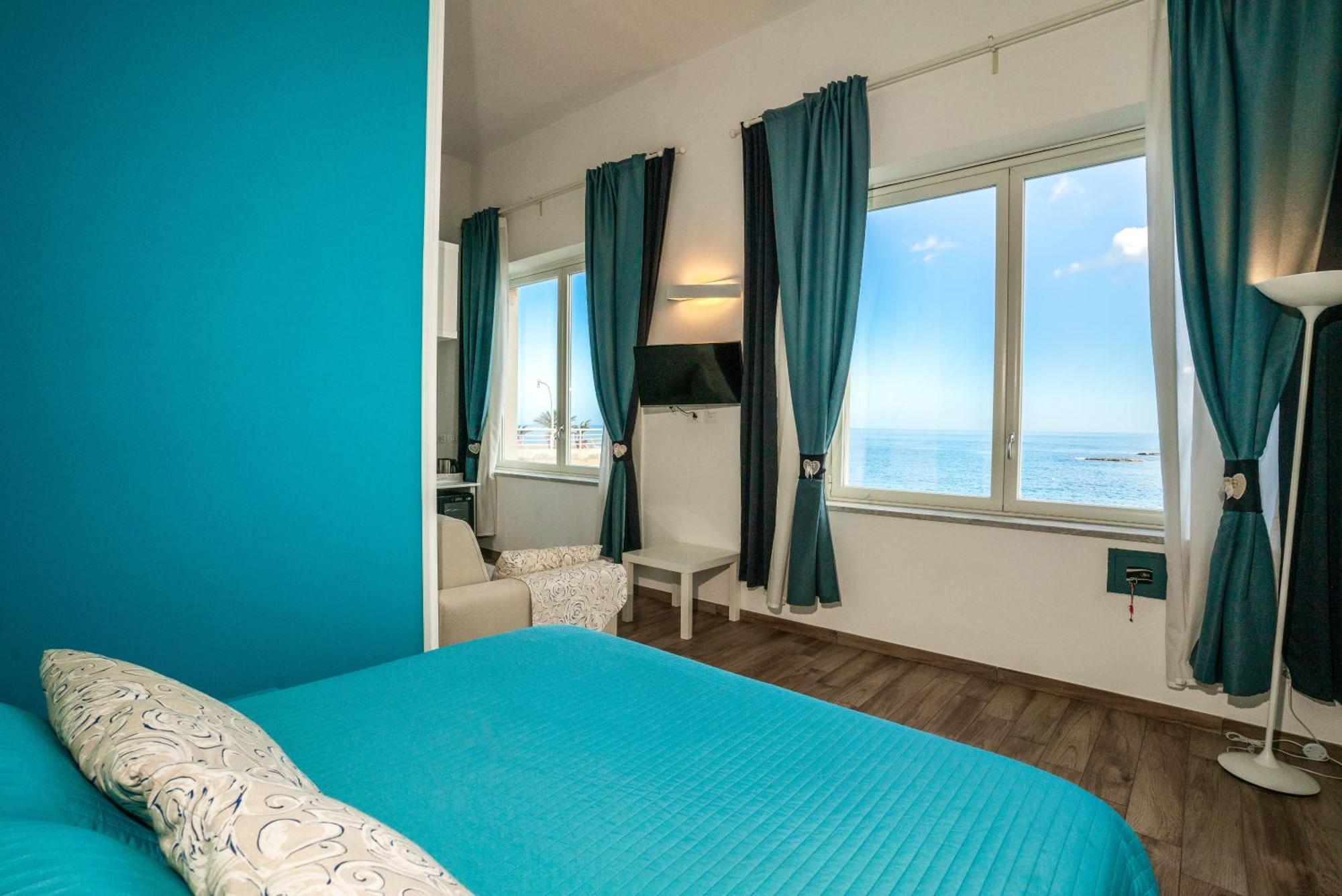 Queen Room Sea View