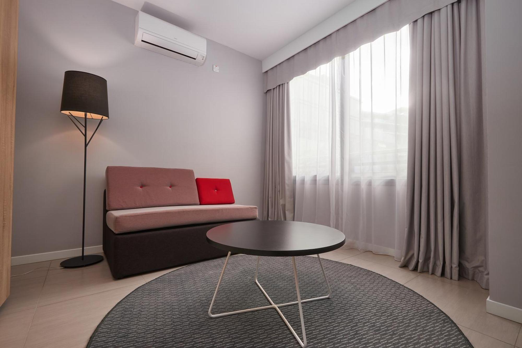 Twin Suite Two Twin Beds Sofa Bed Pool Access