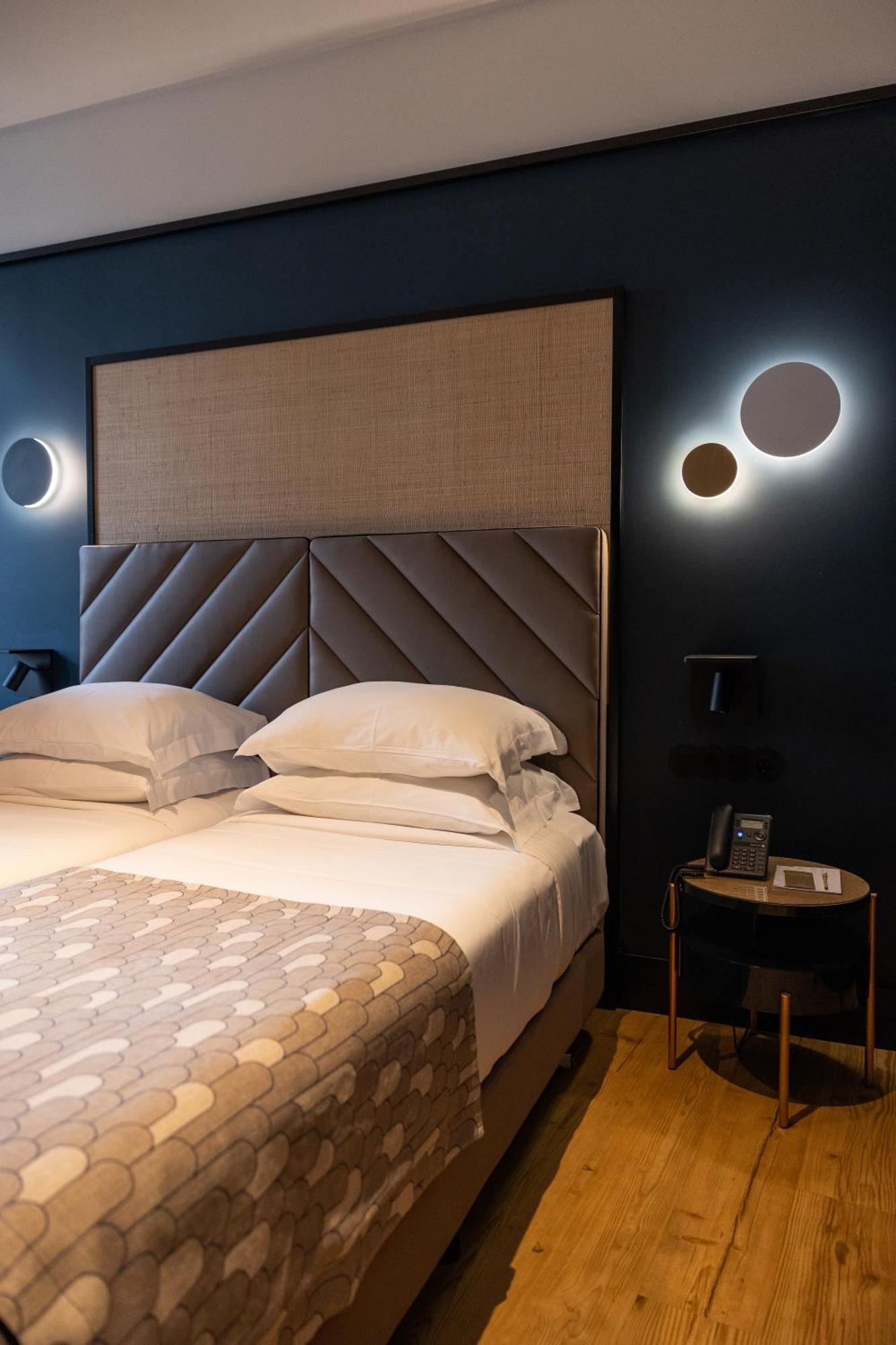 Twin Room Aliados View