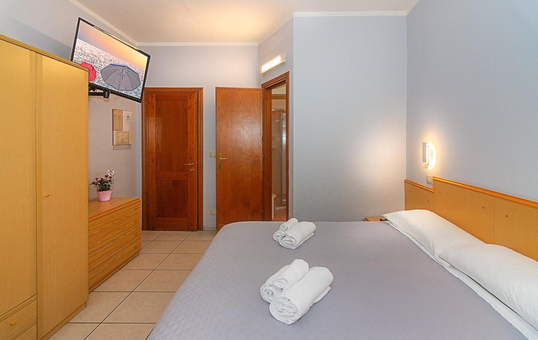 Classic Triple Room