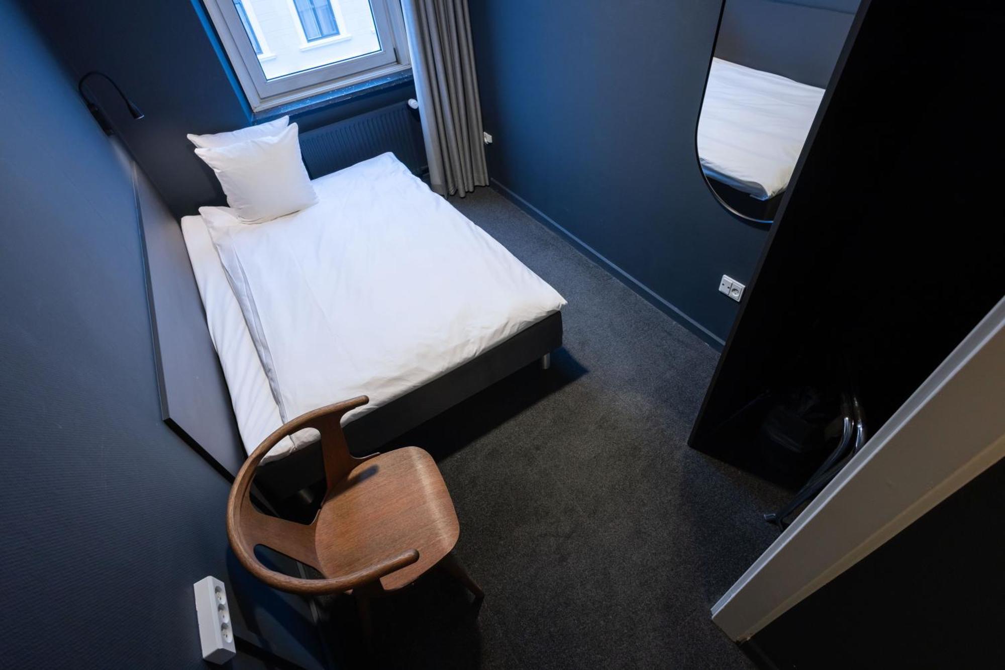 Premium Single Room