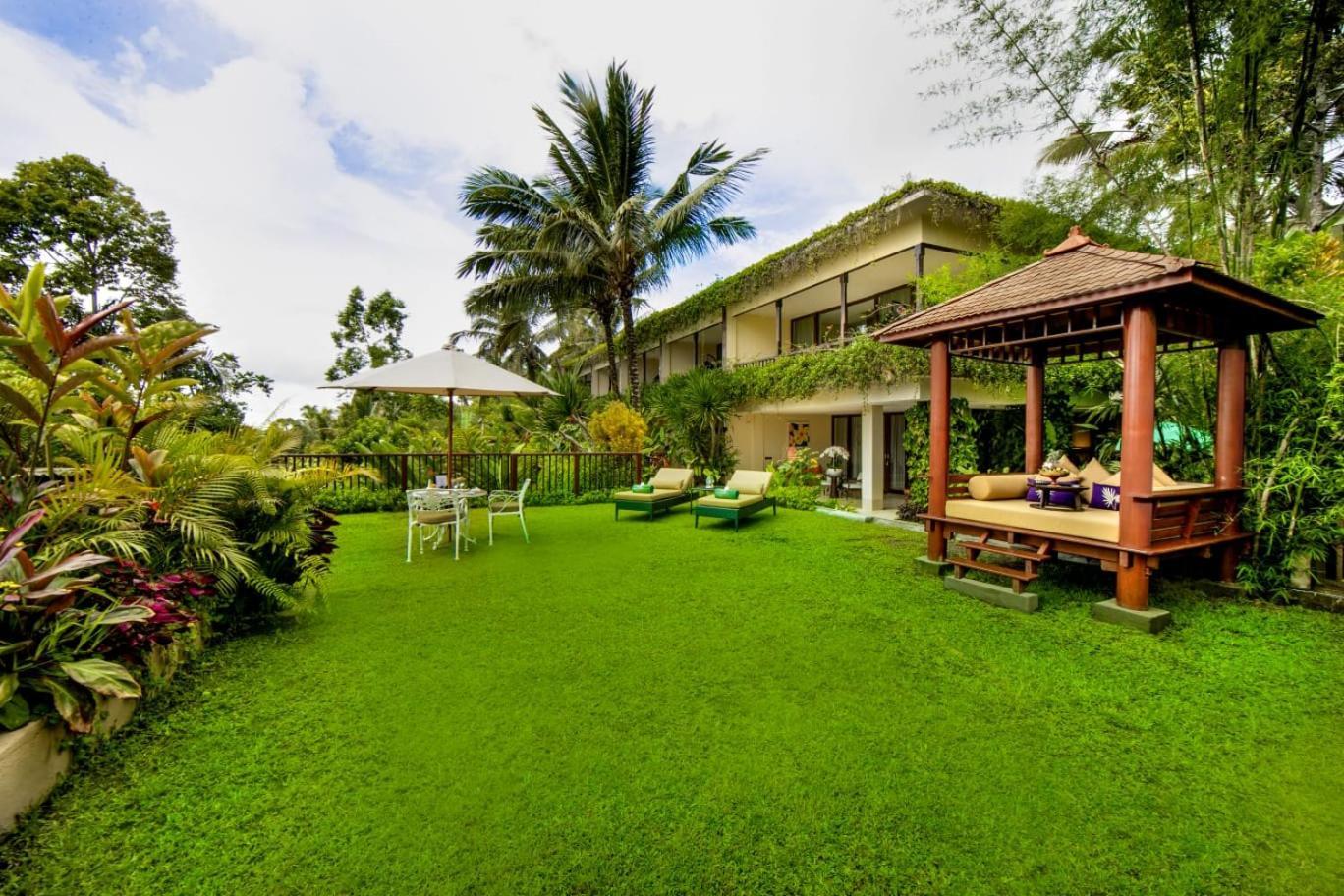 Presidential Royal Suite Daily Sunset Yoga Afternoon Tea