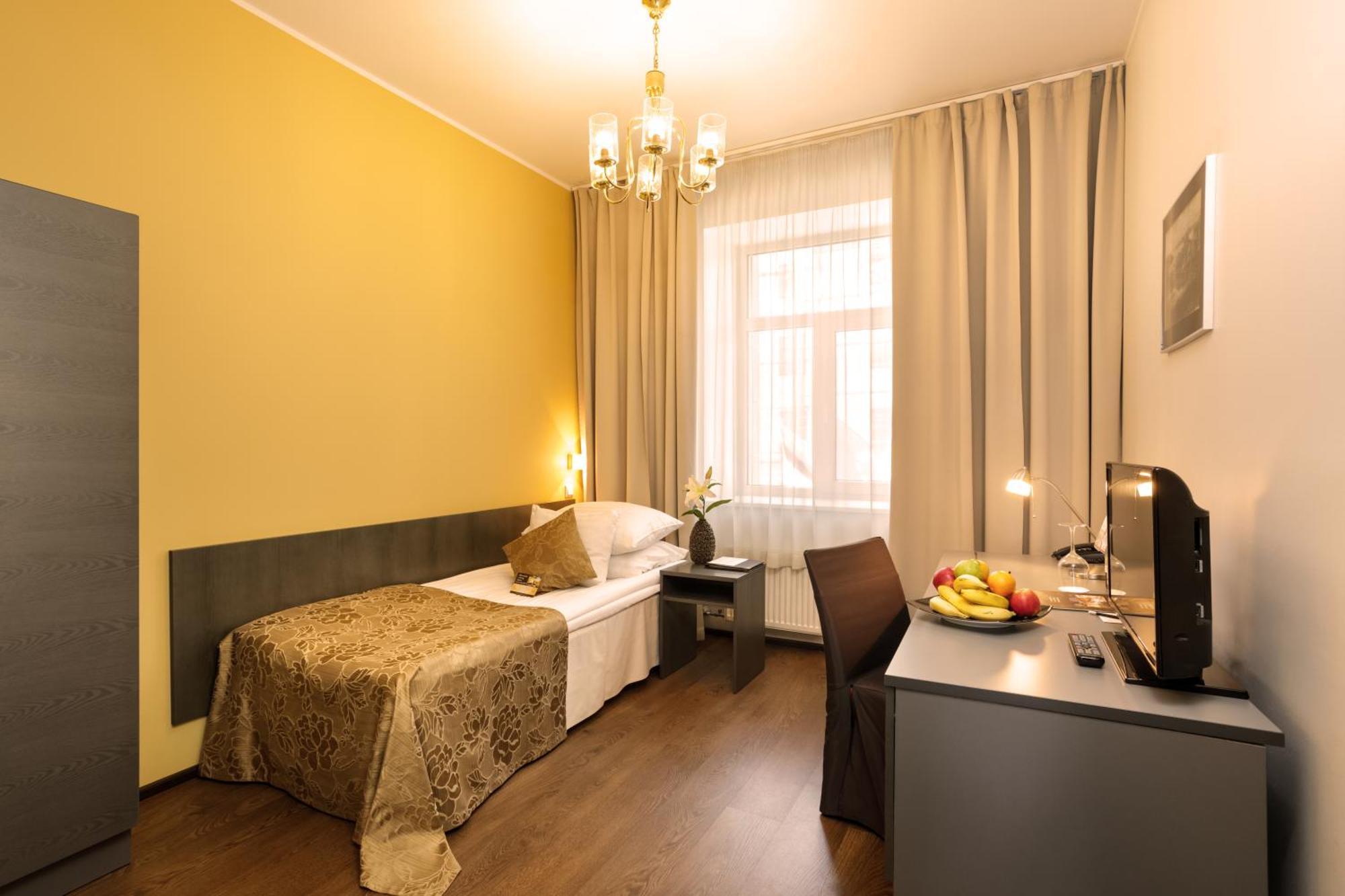 Economy Single Room