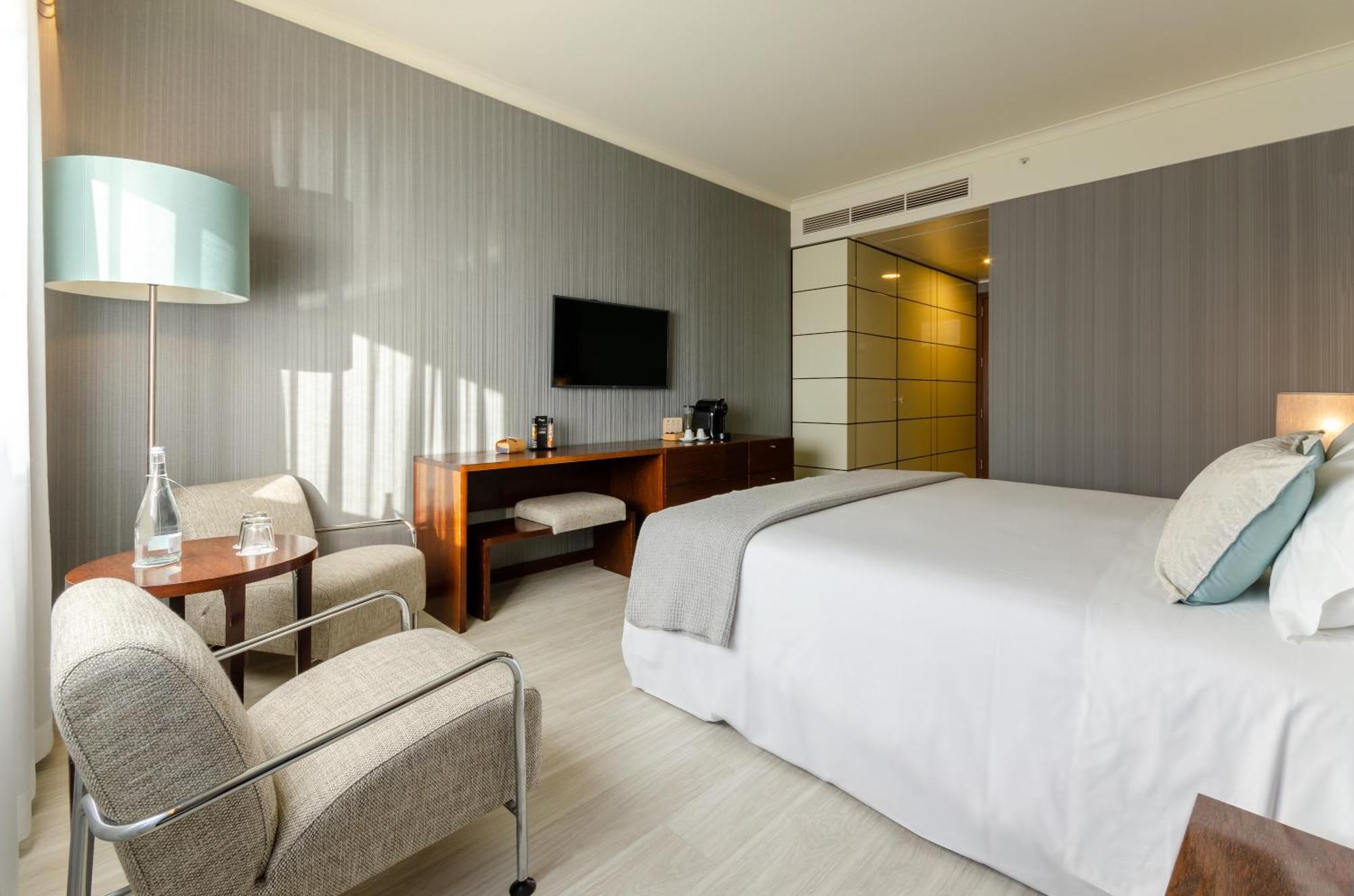 Double or Twin Room Extra Bed