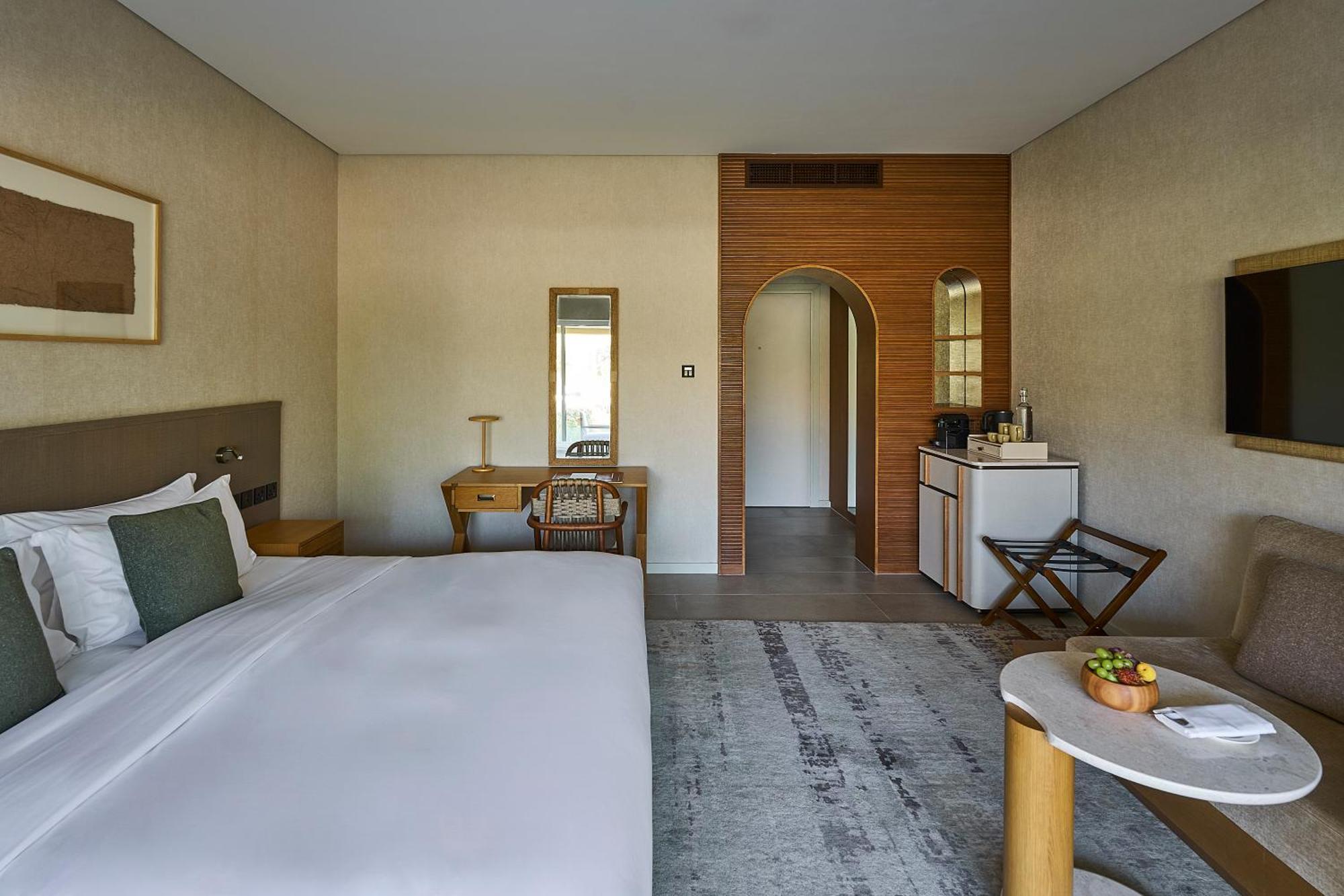 King Room Garden View