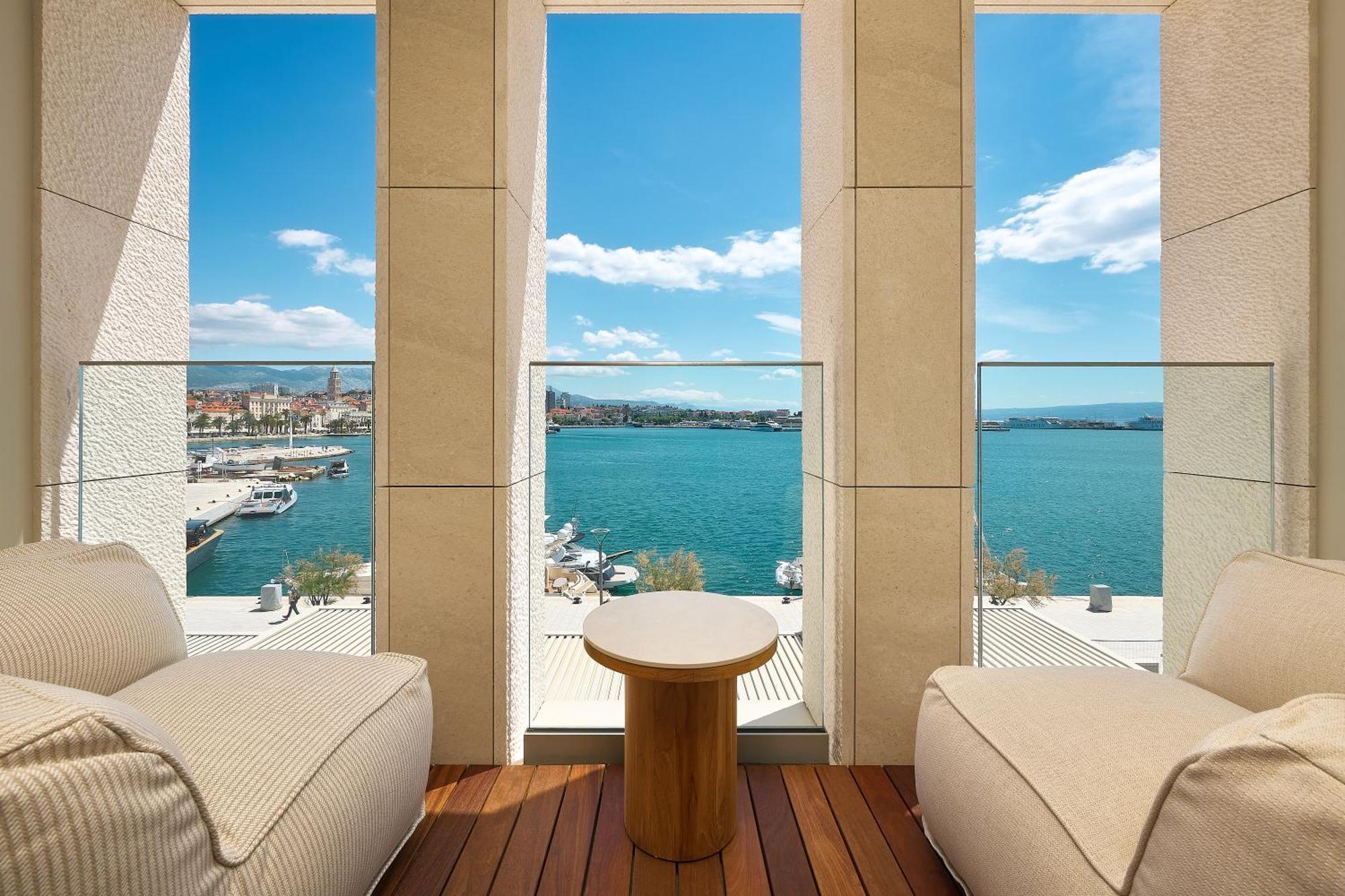 Premium Twin Room Balcony Sea View