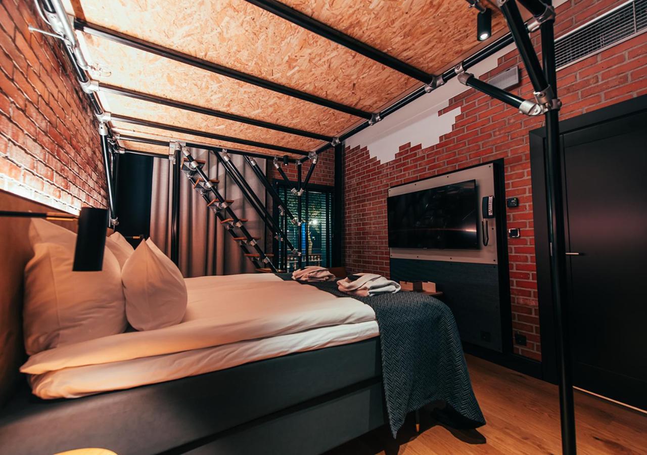 Loft 1 King bed