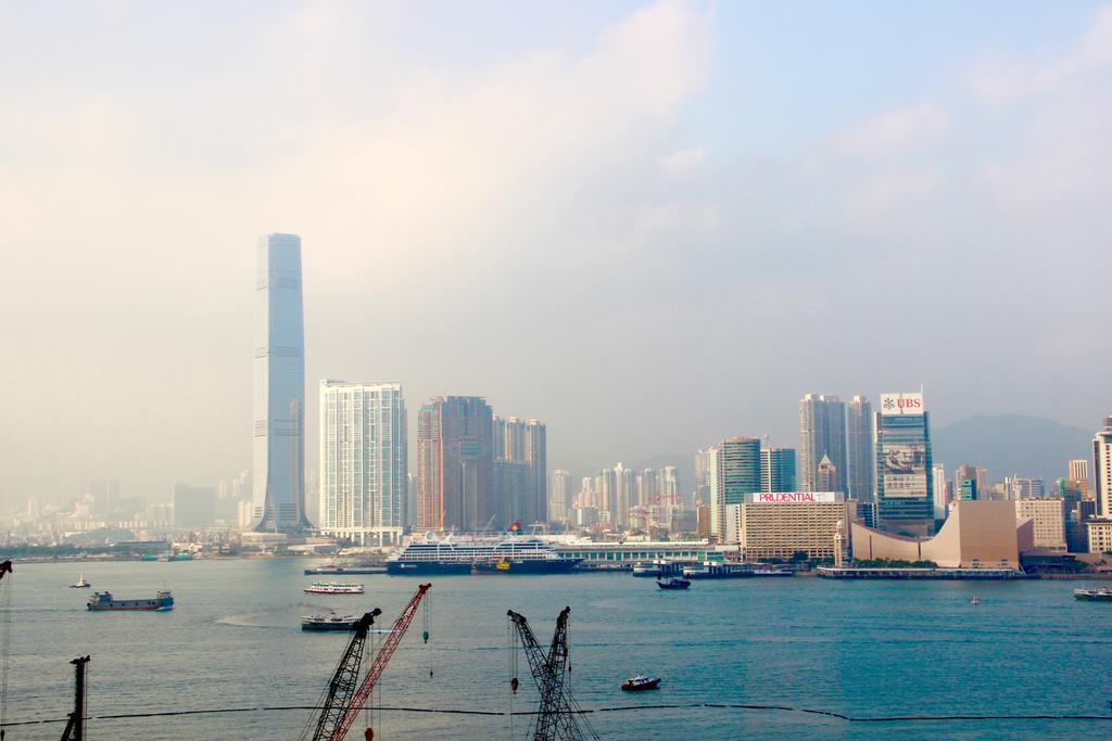 Weekday Staycation Upgrade to Harbour View Room