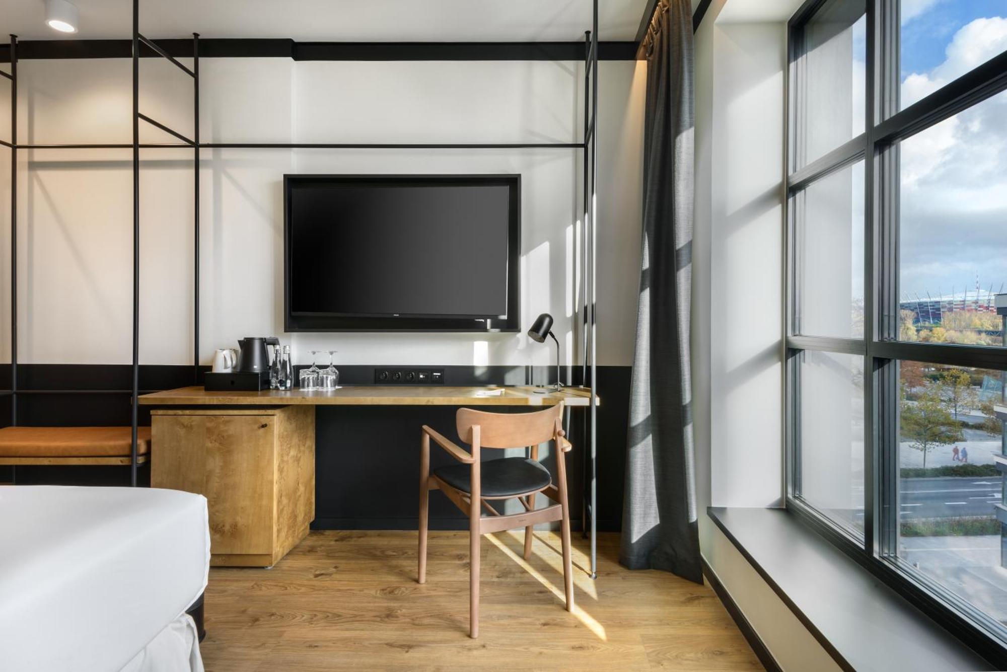 Deluxe Double or Twin Room View